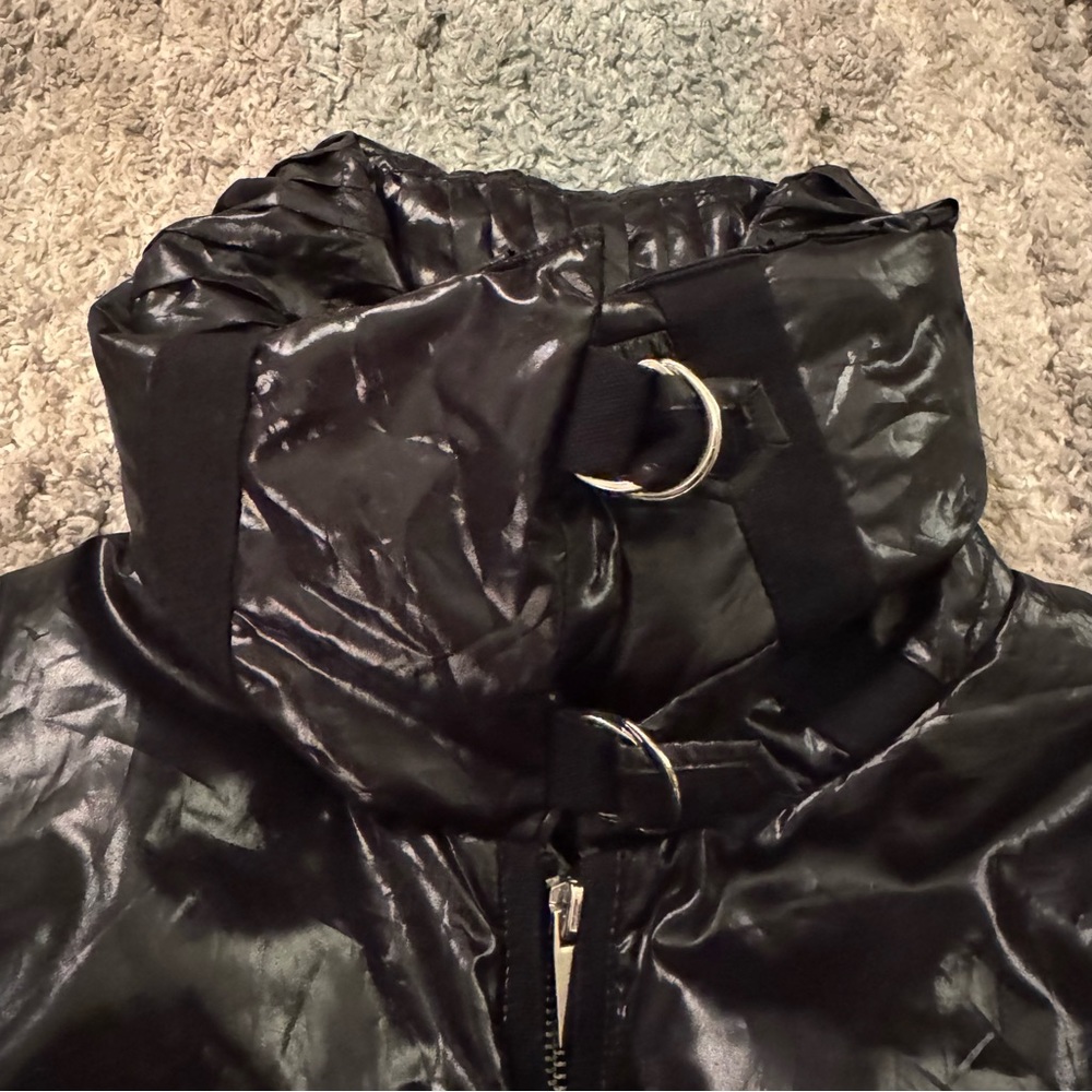 Blanc Noir Puffer Jacket - Picture 4 of 15